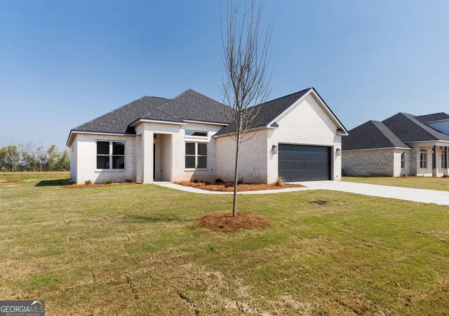 Homes for sale in Perry, GA | 207 Farmland Circle, Perry, GA 31069 | MLS# 10804068