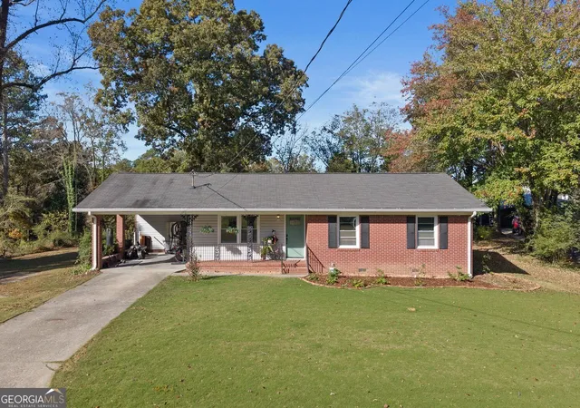 Photo 1 of Single family home for sale at 4841 Forest Blvd, Gainesville, GA 30506 | MLS# 10881694 | Listing updated on 2026-10-30