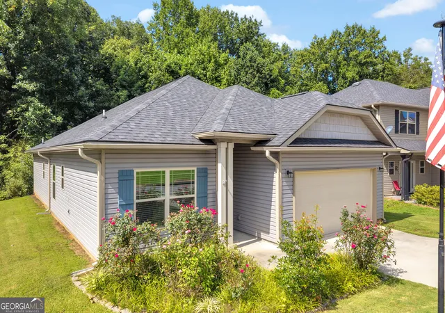 Photo 3 of Single family home for sale at 456 Highland Pointe Dr, Alto, GA 30510 | MLS# 10830986 | Listing updated on 2026-09-14