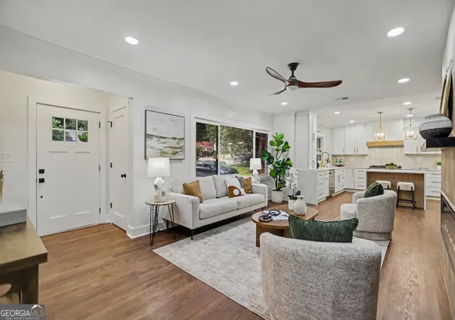 4th image of 2383 N Decatur Rd, Decatur, GA 30033 | MLS# 10785171