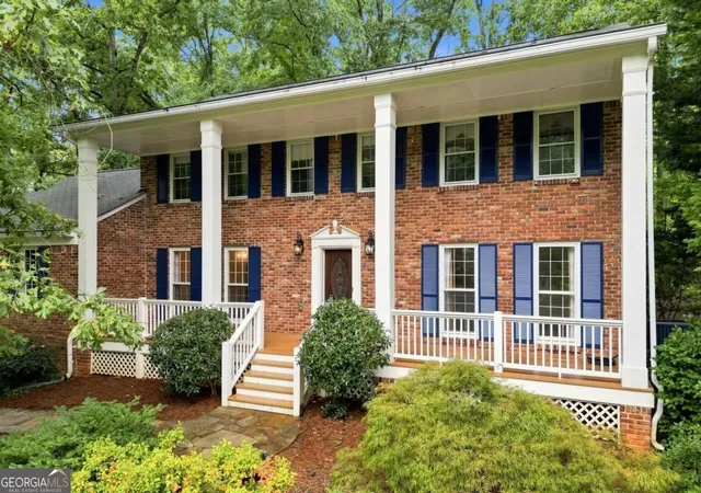 Photo 3 of Single family home for sale at 412 Pebblestone Ct Se, Marietta, GA 30067 | MLS# 10836147 | Listing updated on 2026-09-14