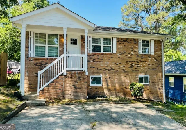 Photo 1 of Single family home for sale at 656 Cedar Ave Nw, Atlanta, GA 30318 | MLS# 10774885 | Listing updated on 2026-06-13