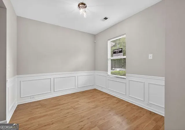5th image of 1505 Ashbrooke Tr, Stone Mountain, GA 30083 | MLS# 10784668