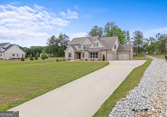 Photo 2 of Single family home for sale at 2670 Blazing Star Ct, Statham, GA 30666 | MLS# 10776552 | Listing updated on 2026-06-16