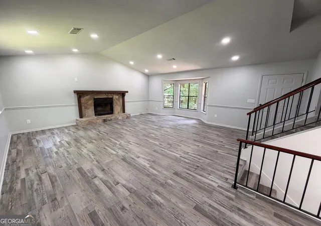 Photo 3 of Sale Pending at 691 Millay Ct, Stone Mountain, GA 30088 | MLS# 10804059 | Listing updated on 2026-09-10