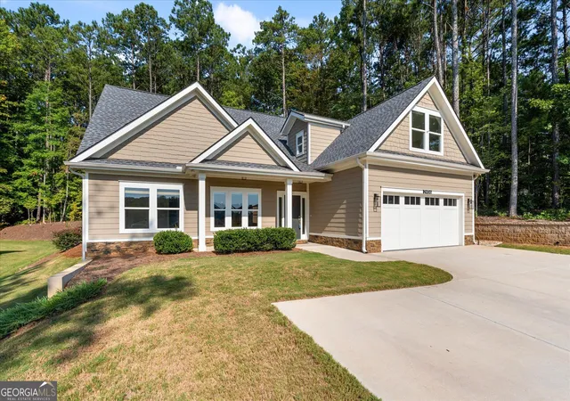 Photo 3 of Single family home for sale at 2406 Battle Dr, Villa Rica, GA 30180 | MLS# 10835728 | Listing updated on 2026-10-17
