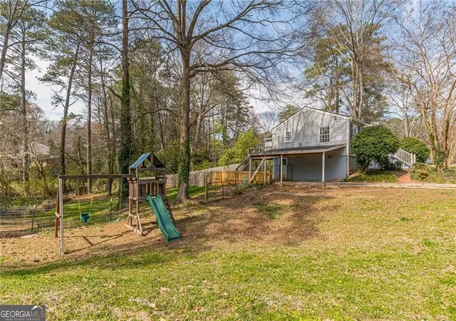 2nd image of 2151 Clairmont Ter Ne, Atlanta, GA 30345 | MLS# 10822794