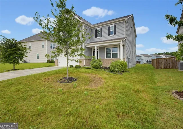 Photo 2 of Single family home for sale at 4195 Merrigold Wy, Fairburn, GA 30213 | MLS# 10829751 | Listing updated on 2026-10-08