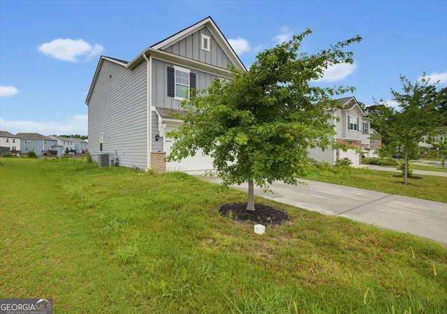 Photo 3 of Single family home for sale at 4195 Merrigold Wy, Fairburn, GA 30213 | MLS# 10829751 | Listing updated on 2026-10-08