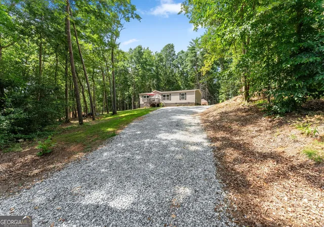 2nd image of 1460 Hollywood Church Rd, Clarkesville, GA 30523 | MLS# 10804809