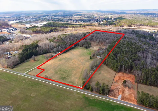 Photo 2 of Single family home for sale at 174 Cline Dr, Cartersville, GA 30120 | MLS# 10706848 | Listing updated on 2026-08-15