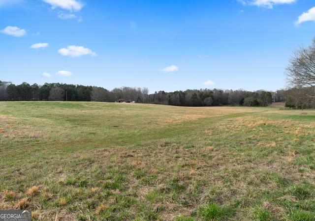 Photo 3 of Single family home for sale at 174 Cline Dr, Cartersville, GA 30120 | MLS# 10706848 | Listing updated on 2026-08-15