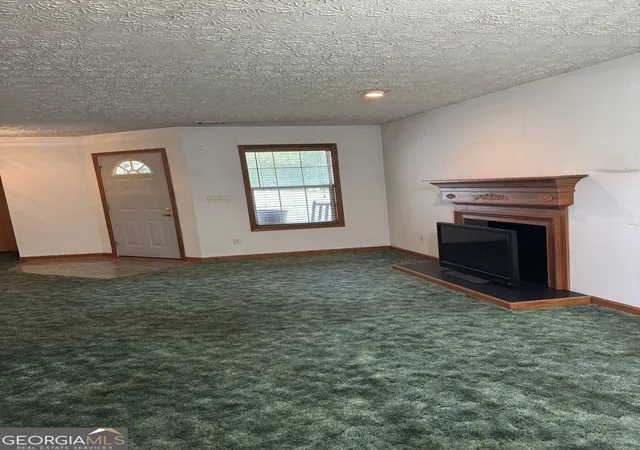 Photo 3 of Single family home for sale at 1381 Washington St, Jefferson, GA 30549 | MLS# 10777502 | Listing updated on 2026-08-20