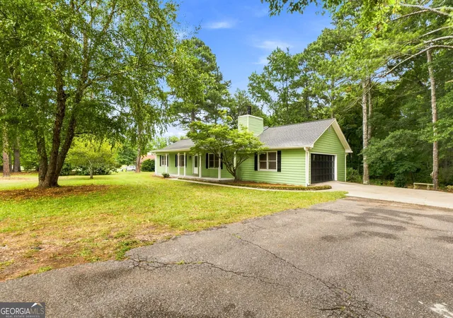 2nd image of 870 King Mill Rd, Mcdonough, GA 30252 | MLS# 10818837