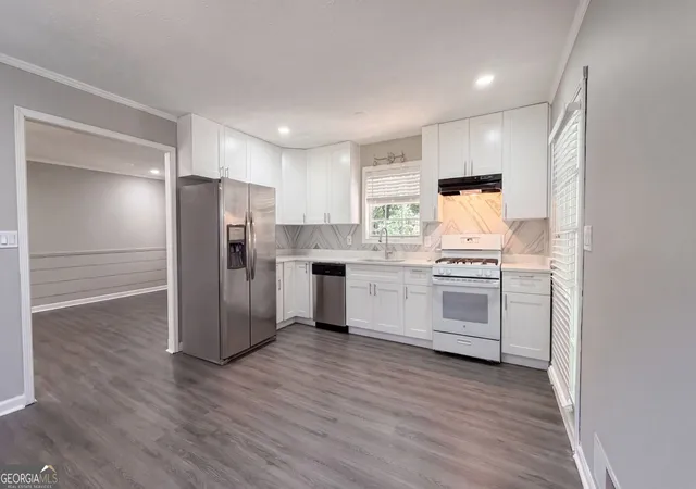 Photo 2 of Single family home for sale at 368 Nottingham Wy Sw, Marietta, GA 30064 | MLS# 10834809 | Listing updated on 2026-09-19