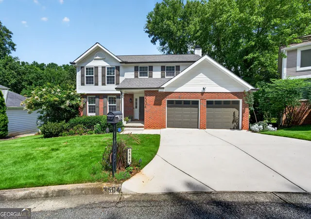 Photo 2 of Sale Pending at 3504 Castlehill Ct, Tucker, GA 30084 | MLS# 10807298 | Listing updated on 2026-09-09