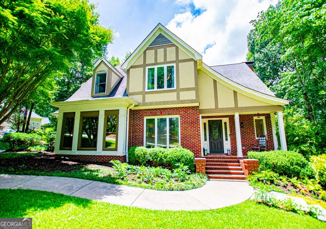 Photo 1 of Sale Pending at 150 Laurel Lakes Dr, Carrollton, GA 30116 | MLS# 10800342 | Listing updated on 2026-07-10