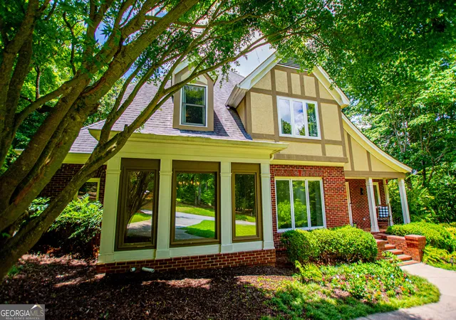 Photo 4 of Sale Pending at 150 Laurel Lakes Dr, Carrollton, GA 30116 | MLS# 10800342 | Listing updated on 2026-07-10