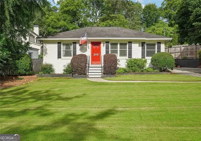 1st image of 1631 Fearn Cir Ne, Brookhaven, GA 30319 | MLS# 10789236