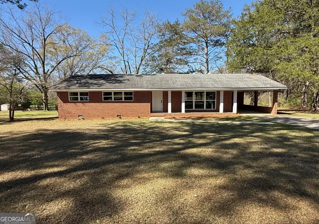 Homes for sale in Manchester, GA | 4005 E Hwy 85, Manchester, GA 31816 | MLS# 10790434
