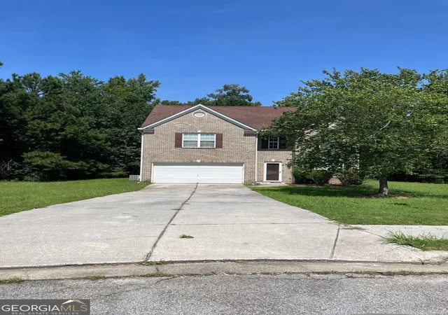 Photo 1 of Single family home for sale at 305 Walton Vw, South Fulton, GA 30213 | MLS# 10829212 | Listing updated on 2026-08-28