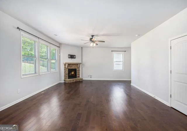 3rd image of 3005 Nicholas Dr, Villa Rica, GA 30180 | MLS# 10810164