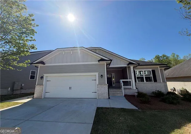 Photo 2 of Single family home for sale at 620 Bald Ridge Cir, Demorest, GA 30535 | MLS# 10836506 | Listing updated on 2026-09-14