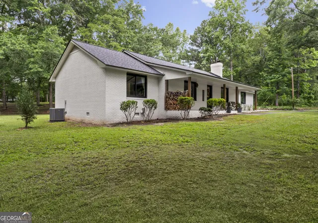 Photo 3 of Single family home for sale at 183 Goodwyn Rd, Newnan, GA 30263 | MLS# 10790845 | Listing updated on 2026-08-31