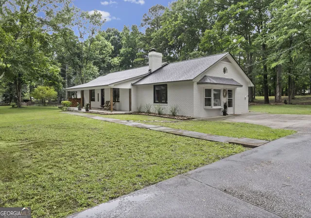 Photo 4 of Single family home for sale at 183 Goodwyn Rd, Newnan, GA 30263 | MLS# 10790845 | Listing updated on 2026-08-31