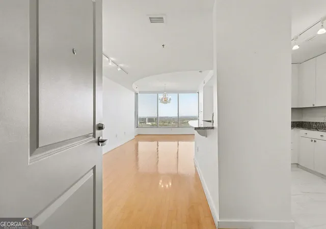 Homes for sale in Atlanta, GA | 3338 Peachtree Rd Ne #2208, Atlanta, GA 30326 | MLS# 10697139