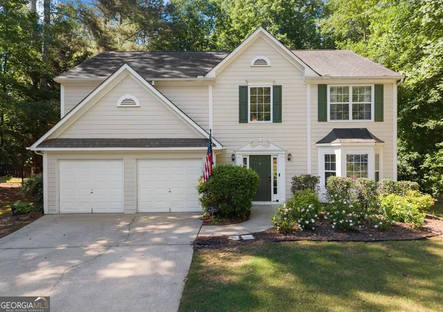 Photo 1 of Single family home for sale at 5760 Woodstone Dr, Cumming, GA 30028 | MLS# 10781096 | Listing updated on 2026-08-10