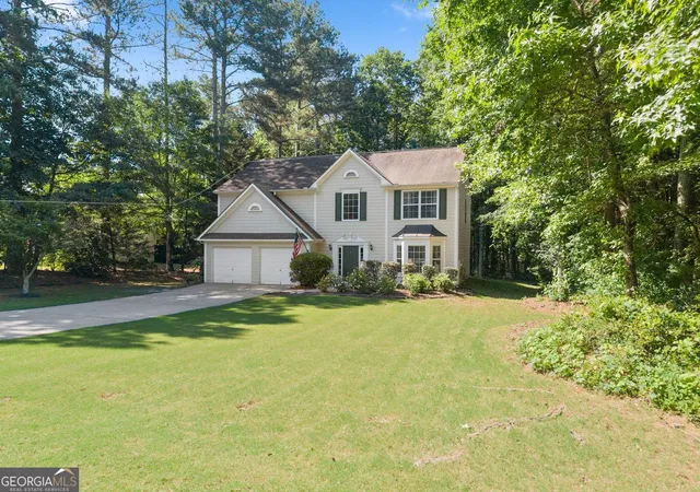 Photo 3 of Single family home for sale at 5760 Woodstone Dr, Cumming, GA 30028 | MLS# 10781096 | Listing updated on 2026-08-10