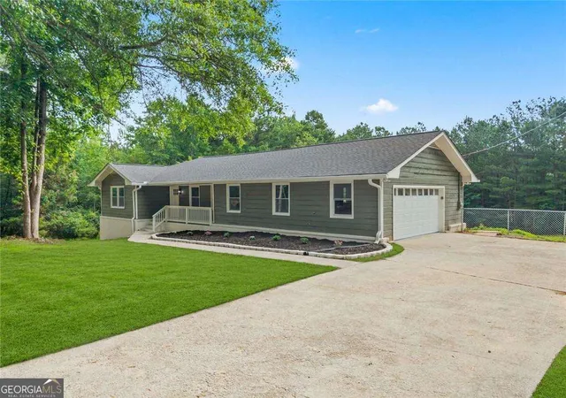 2nd image of 1590 Johnson Rd Sw, Conyers, GA 30094 | MLS# 10790578