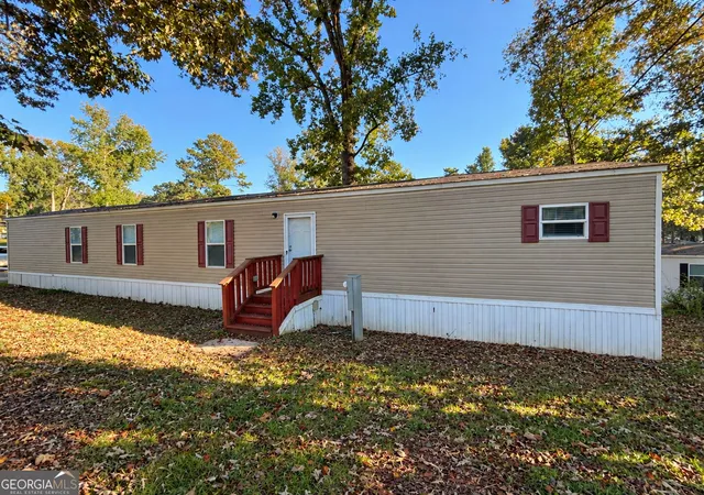 Photo 1 of Manufactured home for sale at 215 Skyline Dr, Fayetteville, GA 30214 | MLS# 10872450 | Listing updated on 2026-10-28