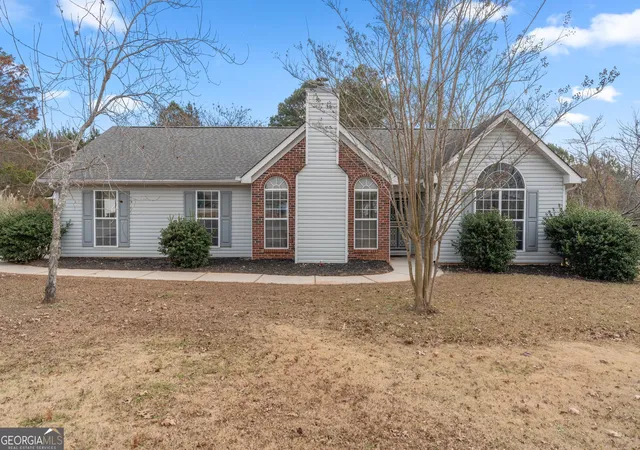 Photo 1 of Sale Pending at 340 Harris Ave, Locust Grove, GA 30248 | MLS# 10657720 | Listing updated on 2026-02-13