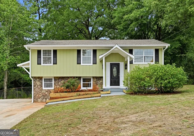 Homes for sale in Stone Mountain, GA | 4780 Big Valley Rd, Stone Mountain, GA 30083 | MLS# 10766530
