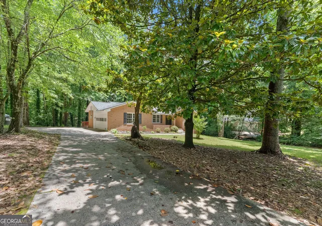 Homes for sale in Cumming, GA | 20 Pine Lake Dr, Cumming, GA 30040 | MLS# 10790306