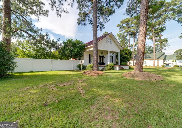 4th image of 73 Maxwell St Se, Arlington, GA 39813 | MLS# 10786425