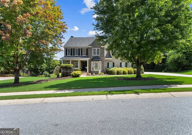 Photo 2 of Single family home for sale at 110 Whitaker Wy, Hoschton, GA 30548 | MLS# 10830452 | Listing updated on 2026-09-12