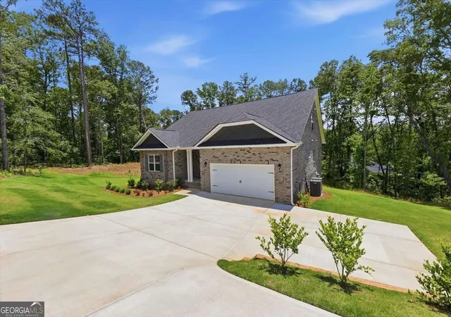 2nd image of 5391 Tuscany Dr, Douglasville, GA 30135 | MLS# 10813714
