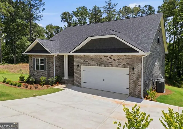 3rd image of 5391 Tuscany Dr, Douglasville, GA 30135 | MLS# 10813714