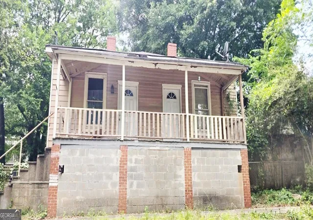 1st image of 7 Magnolia St, Covington, GA 30014 | MLS# 10812638