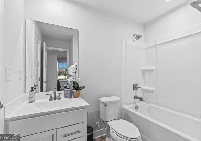 Photo 4 of Townhouse for sale at 205 Climbing Ivy Cir, Fayetteville, GA 30214 | MLS# 10836001 | Listing updated on 2026-09-02