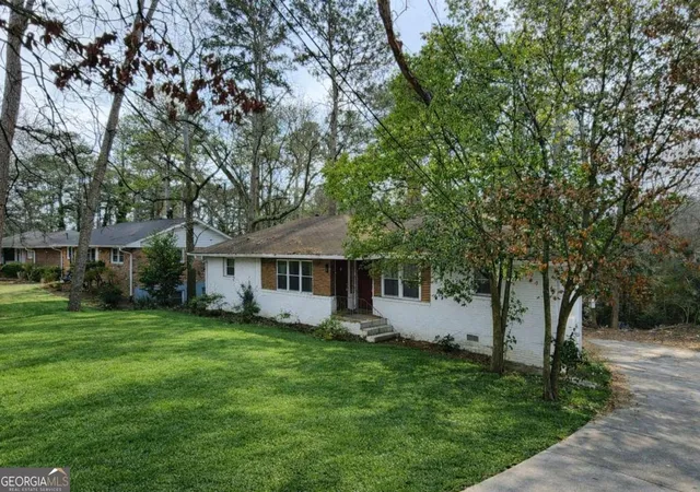 2nd image of 2167 Dresden Dr Ne, Atlanta, GA 30341 | MLS# 10689040