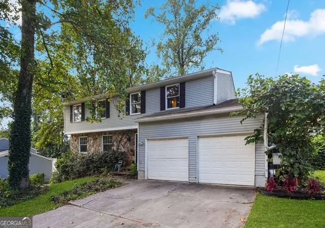 Photo 2 of Single family home for sale at 1014 Brockdell Ct, Norcross, GA 30093 | MLS# 10817505 | Listing updated on 2026-08-16
