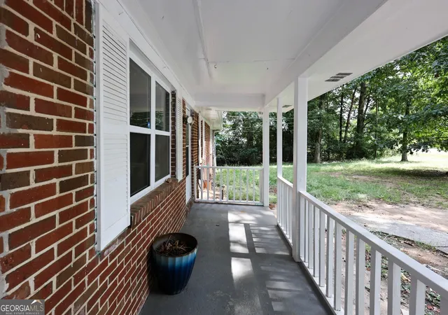 Photo 3 of Single family home for sale at 4330 Mink Livsey Rd, Snellville, GA 30039 | MLS# 10833789 | Listing updated on 2026-09-24