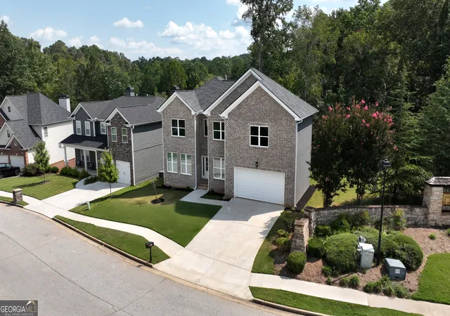 Photo 2 of Single family home for sale at 5649 Eagles Watch, Douglasville, GA 30135 | MLS# 10822490 | Listing updated on 2026-09-13
