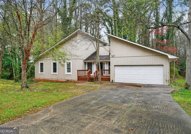 Homes for sale in Stone Mountain, GA | 1459 Hidden Hills Pkwy, Stone Mountain, GA 30088 | MLS# 10714247