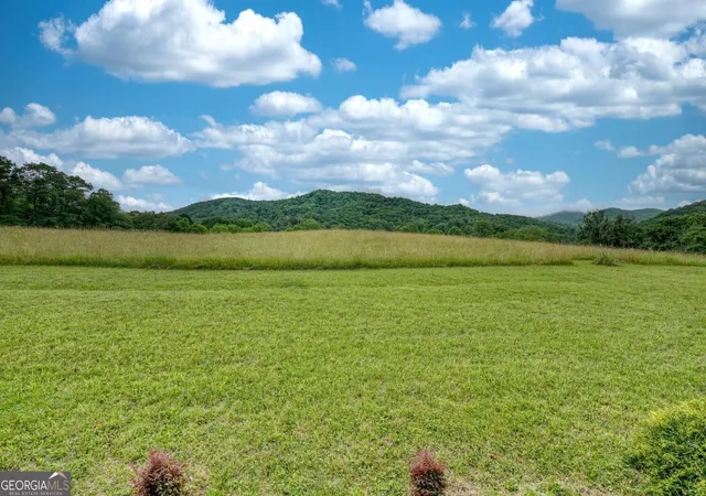 Photo 3 of Single family home for sale at 568 Parks Rd, Hiawassee, GA 30546 | MLS# 10773419 | Listing updated on 2026-08-17