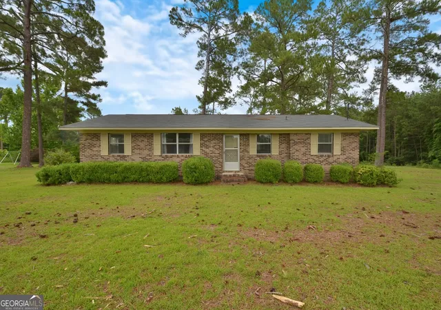1st image of 50 Wallace Cir, Eastman, GA 31023 | MLS# 10795675